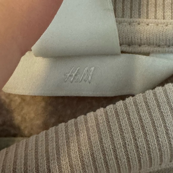 H&M crew neck - Picture 3 of 3